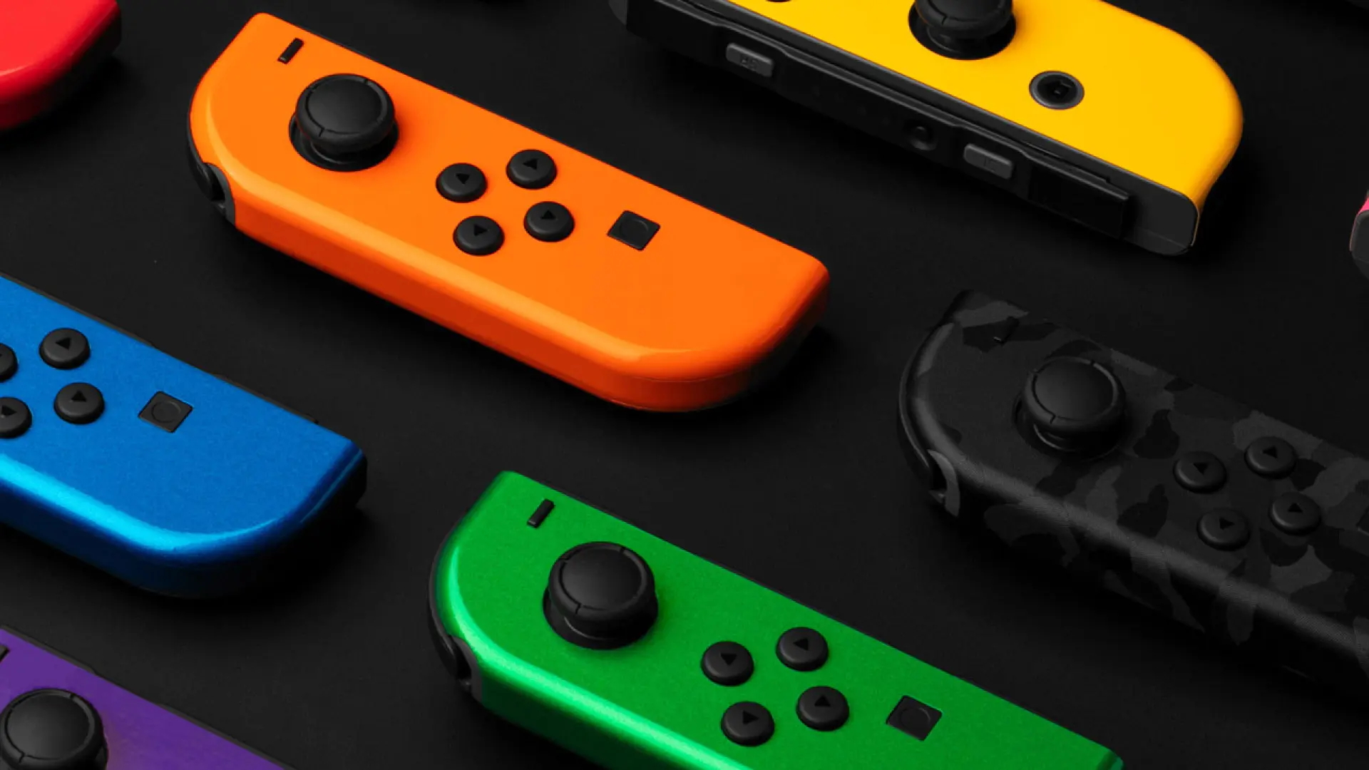 
         Nintendo venderá recambios de baterías para los Joy-Con de Nintendo Switch y explica el proceso para cambiarlas, aunque antes tendrás que fijarte en una cosa 
    