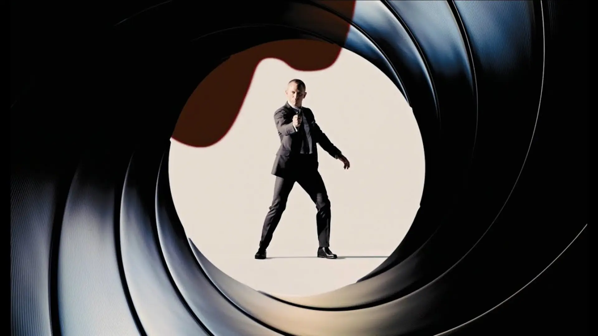 Steven Knight confirms that the new James Bond's script is over:
