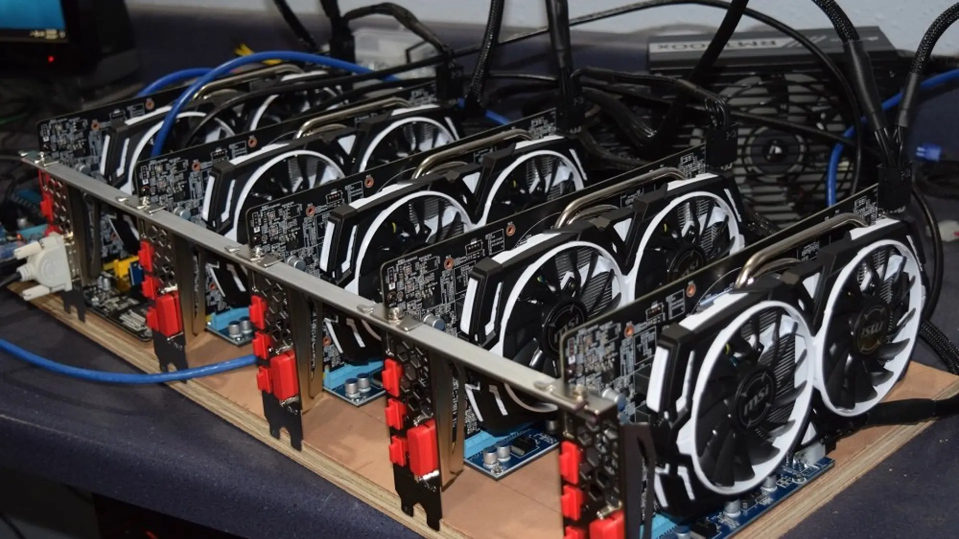 AMD y NVIDIA preparan tarjetas gráficas para minar Bitcoins