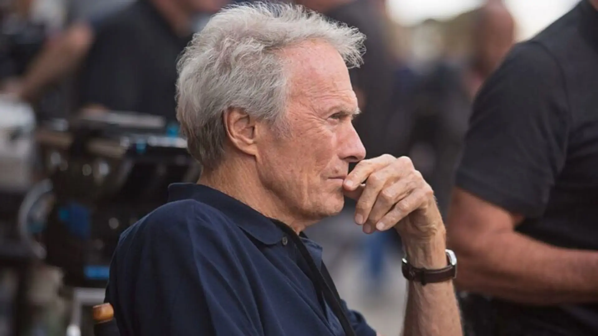 Clint Eastwood se deja ver a sus 93 años haciendo lo que más le divierte:  dirigir otra película