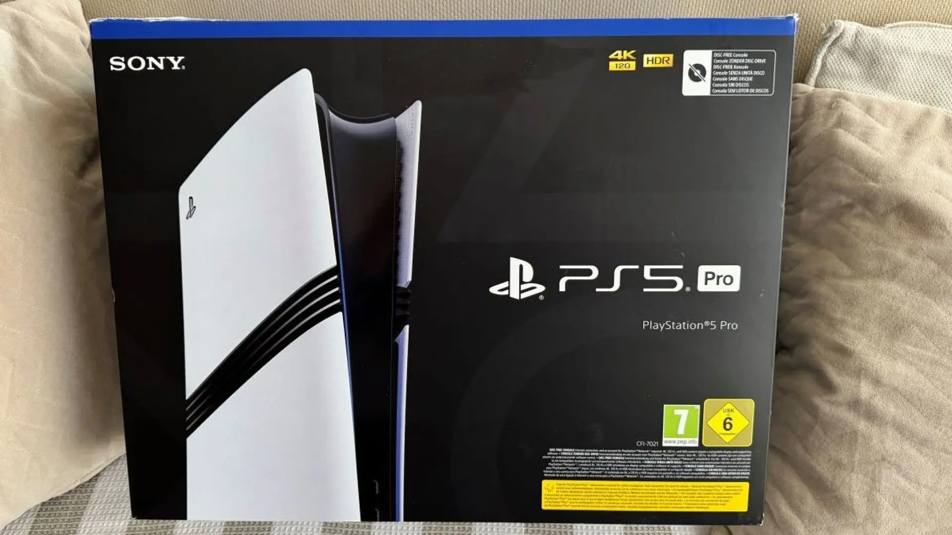 La escasez de PS5 Pro ha llevado a Sony a poner en marcha en Japón un sistema de lotería que requiere haber jugado en PS4 o PS5 al menos 60 horas en los dos últimos años