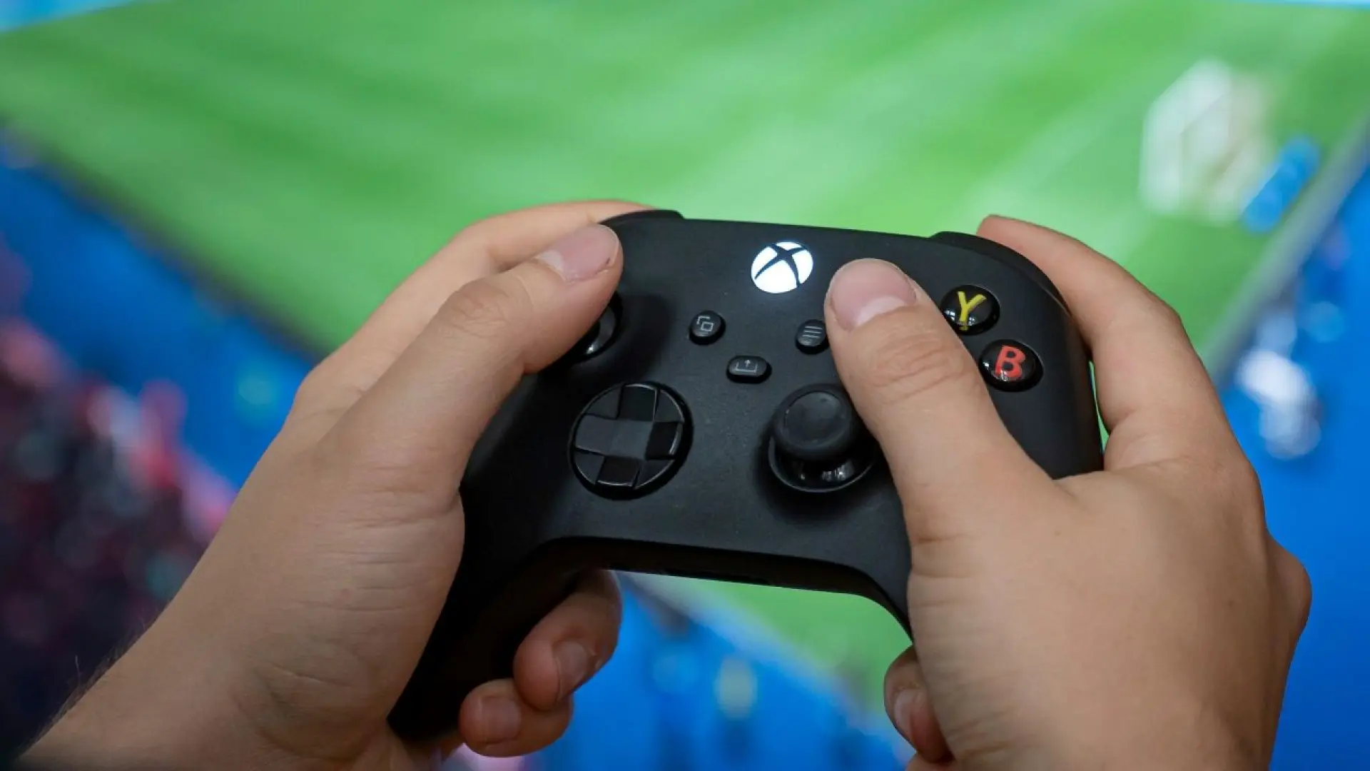 
         El mensaje que cobra fuerza en Xbox Player Voice, el portal para escuchar a los fans: "Poned fin al cierre de estudios y parad el ciclo de despidos" 
    