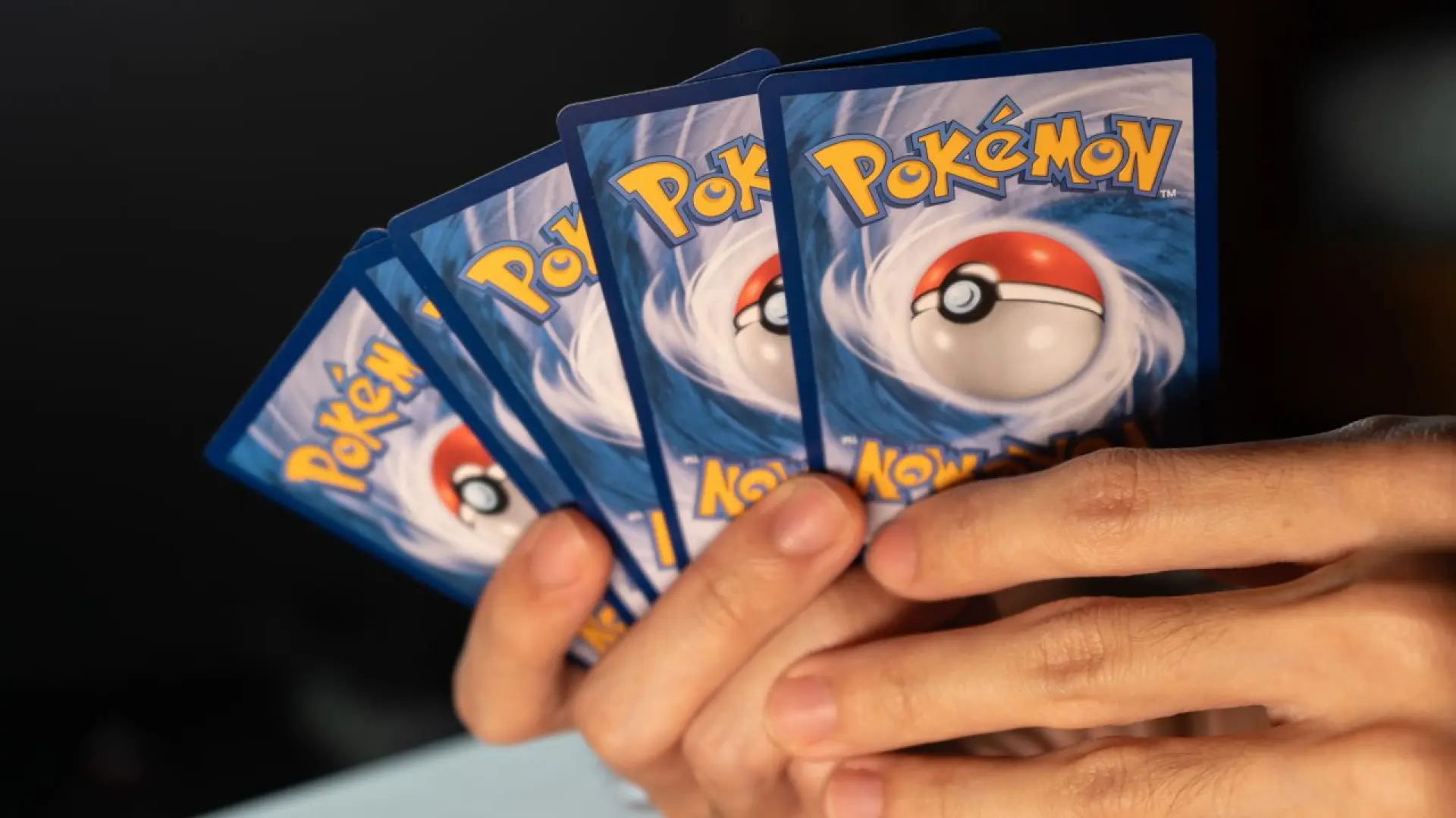 
         En Japón ya es obligatorio el reconocimiento facial en las nuevas tiendas de Pokémon para evitar la especulación en su JCC 
    
