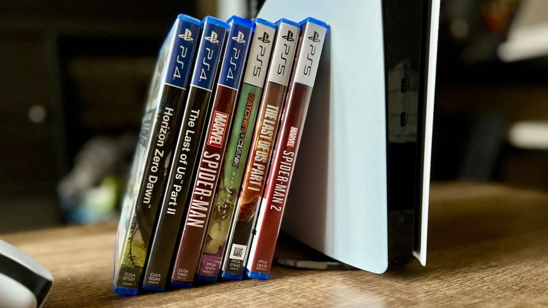 
         La industria estalla contra PlayStation por el fin del formato físico: reacciones de Meridiem, Tesura, Red Art Games y hasta los creadores de Lords of the Fallen 
    