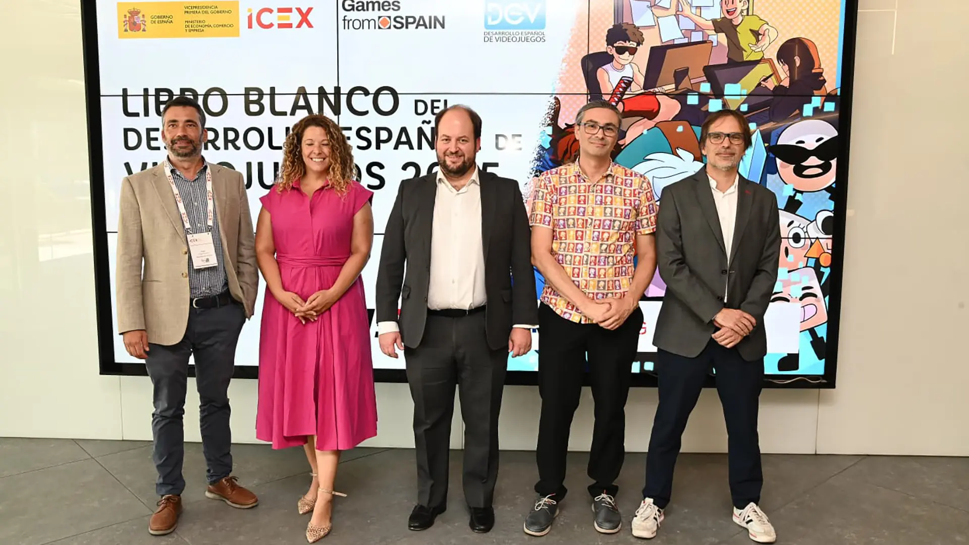 
         El Libro Blanco del Desarrollo Español de Videojuegos 2025 refleja un crecimiento cercano al 3% del sector en España, donde ya hay más de 800 estudios 
    