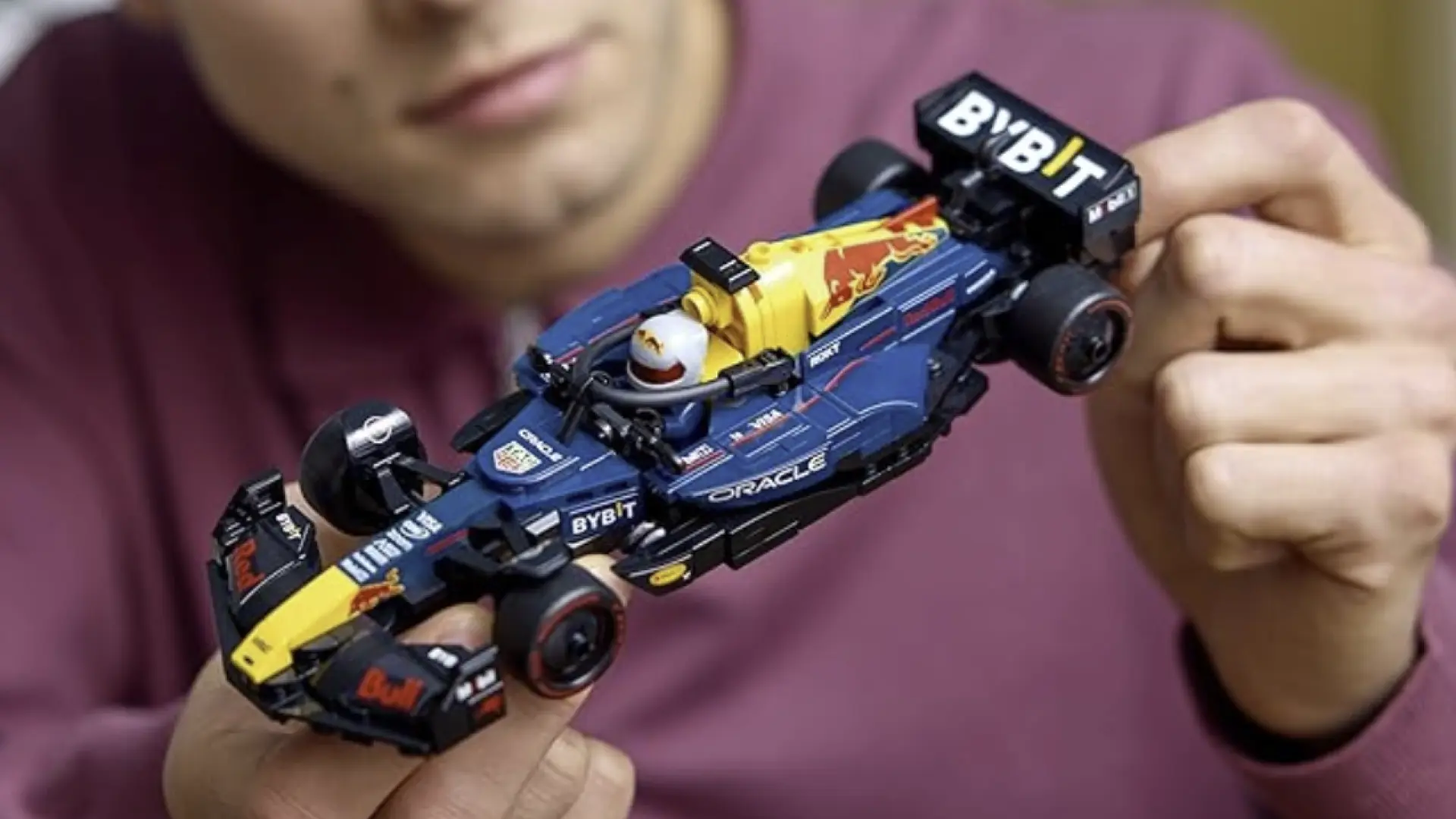 El regalo perfecto para los amantes del motor: el monoplaza de Max Verstappen llega a LEGO