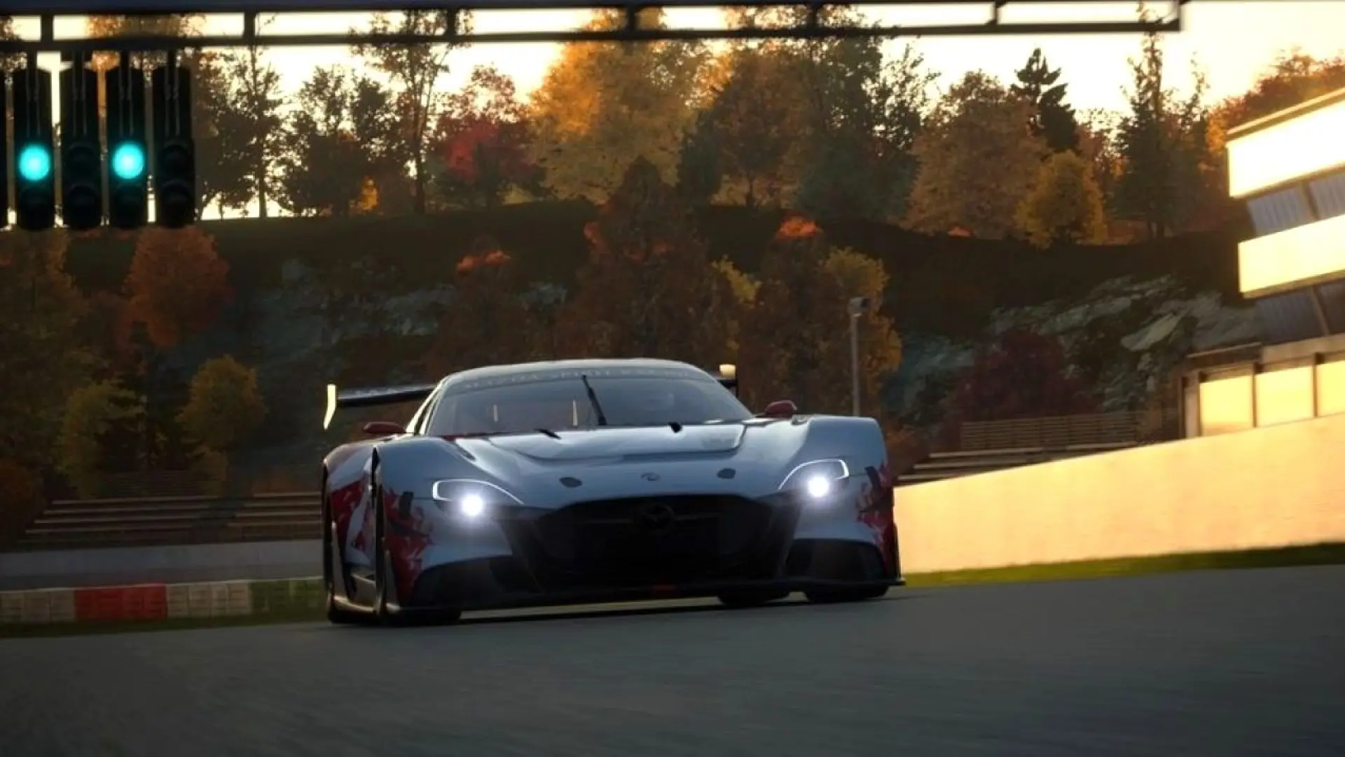 
         Gran Turismo 7 anuncia su actualización Spec IV, que incluye 12 nuevos coches, circuitos y el modo familiar, entre otras novedades 
    