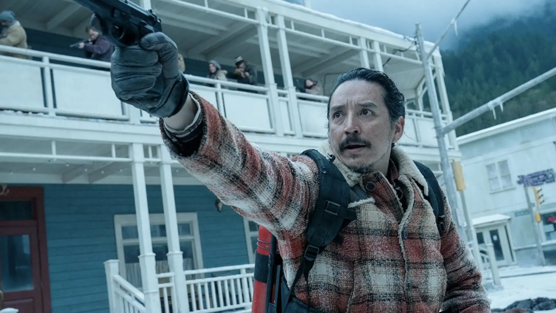 The Last of Us prepara el cambio de rol de Gabriel Luna como Tommy: "Soy el Hombre del Saco"