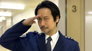 Hideo Kojima en la serie Vivant