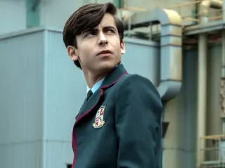 Aidan Gallagher en la segunda temporada de 'The Umbrella Academy'.