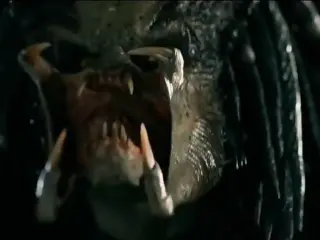 The Predator Tráiler #2
