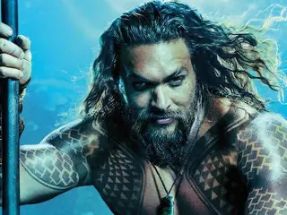 Jason Momoa como Aquaman