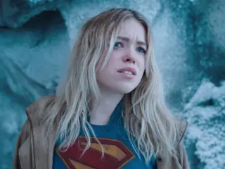 Milly Alcock como Supergirl en Superman