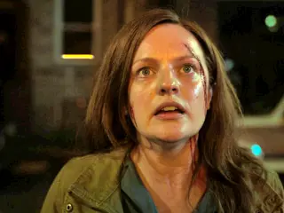 Elisabeth Moss en Las luminosas