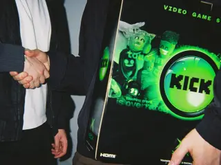 Kick insinúa que están colaborando con Xbox, pero la compañía gaming lo ha desmentido
