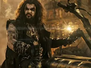 Supergirl (2026 - Lobo (Jason Momoa)