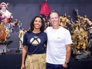 Sarah Bond y Phil Spencer