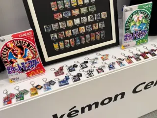 Todos los juegos de Pokémon (excepto Platino) recibirán cartuchos llavero por el 30 aniversario