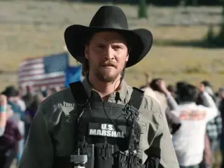 Marshals: Una historia de Yellowstone - Kayce Dutton (Luke Grimes)