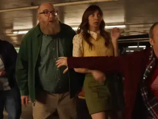 Stuart no consigue salvar el universo