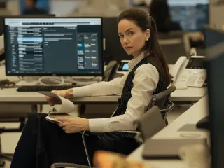 Katherine Waterston en La agencia