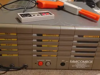 Famicombox