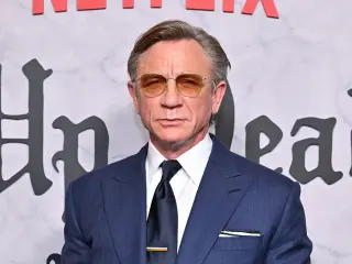 Daniel Craig