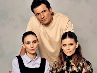 Orlando Bloom con las hermanas Rooney y Kate Mara