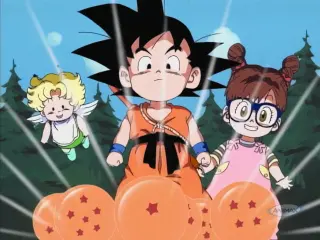 Arale vence al General Blue y Goku reúne las 7 Bolas de Dragón