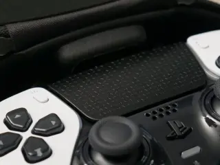 El sucesor del DualSense Edge o el DualSense de PS6 podría incorporar controles táctiles
