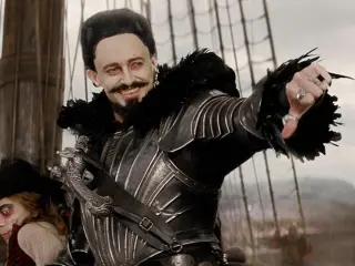 Pan (Viaje a Nunca Jamás) (2015) - Barbanegra (Hugh Jackman)