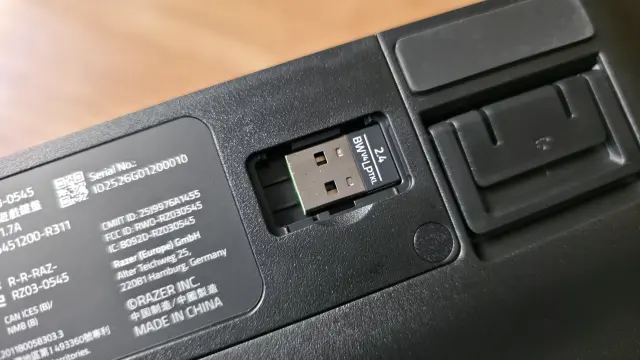 Razer Blackwidow V4 Low-Profile Tenkeyless Hyperspeed Wireless