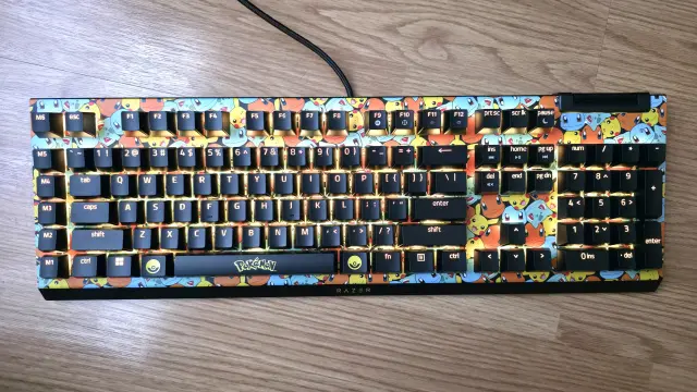 Razer Blackwidow v4 X Pokémon Edition
