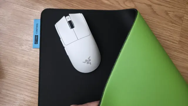 Razer Viper V4 Pro y Razer Gigantus V2 Pro, análisis y opinión
