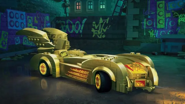 Los 3 batmóviles dorados de LEGO Batman: El Legado del Caballero Oscuro