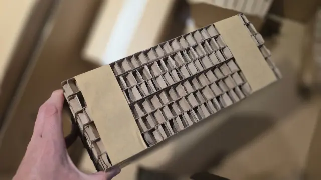 Embrace, unboxing y presentación de la silla de Corsair