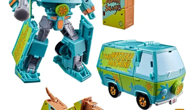 Figura Transformers y Scooby-Doo