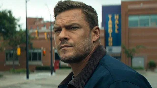 Reacher - Jack Reacher (Alan Ritchson)