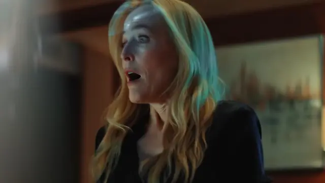 Gillian Anderson en el spot de LEGO Expediente X