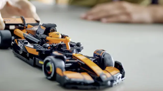 Acelera construyendo este LEGO de F1.
