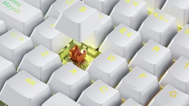 El chasis de este teclado es de aluminio.