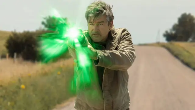 Linternas - Hal Jordan (Kyle Chandler)