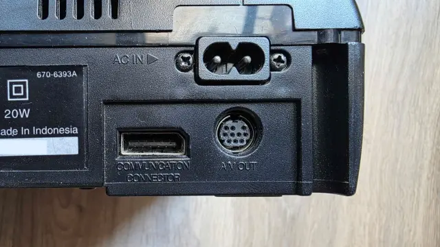 Puerto de Sega Saturn para el Communication Connector