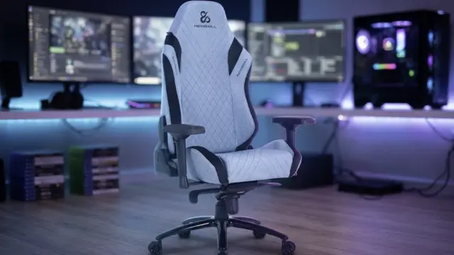 La silla ideal para renovar tu setup.