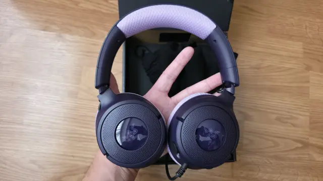 Razer Kraken V4 X Espeon Umbreon