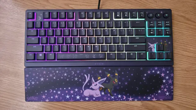 Razer Ornata V3 TKL Espeon Umbreon