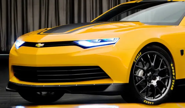 Transformers 4, Camaro, Bumblebee, fotos oficiales, frontal