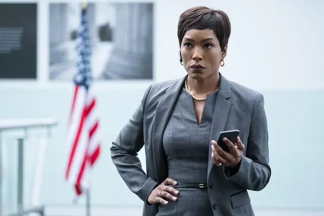 Angela Bassett en Misión: Imposible - Fallout