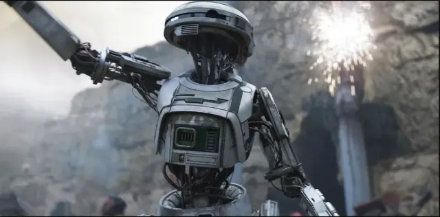 L3-37 en Han Solo: Una historia de Star Wars