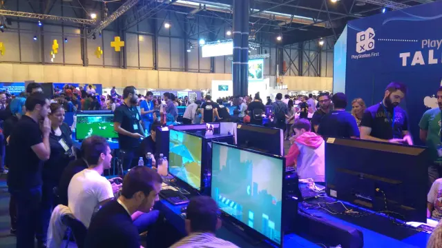 Los asistentes a la MGW pudieron probar los 20 juegos finalistas de los Premios PlayStation 2015, y votar su favorito.
